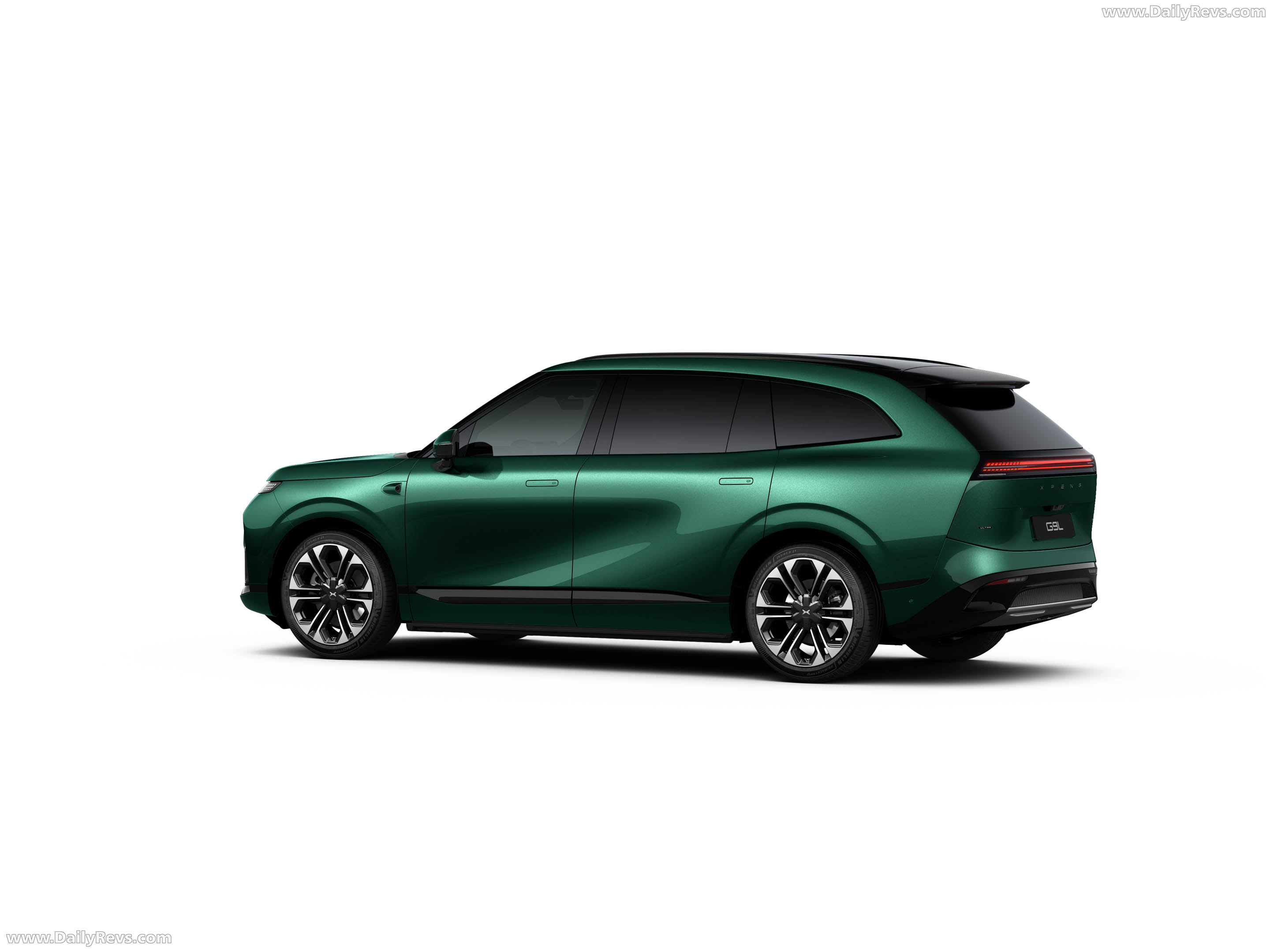 2027 Xpeng Motors G9L Rear View